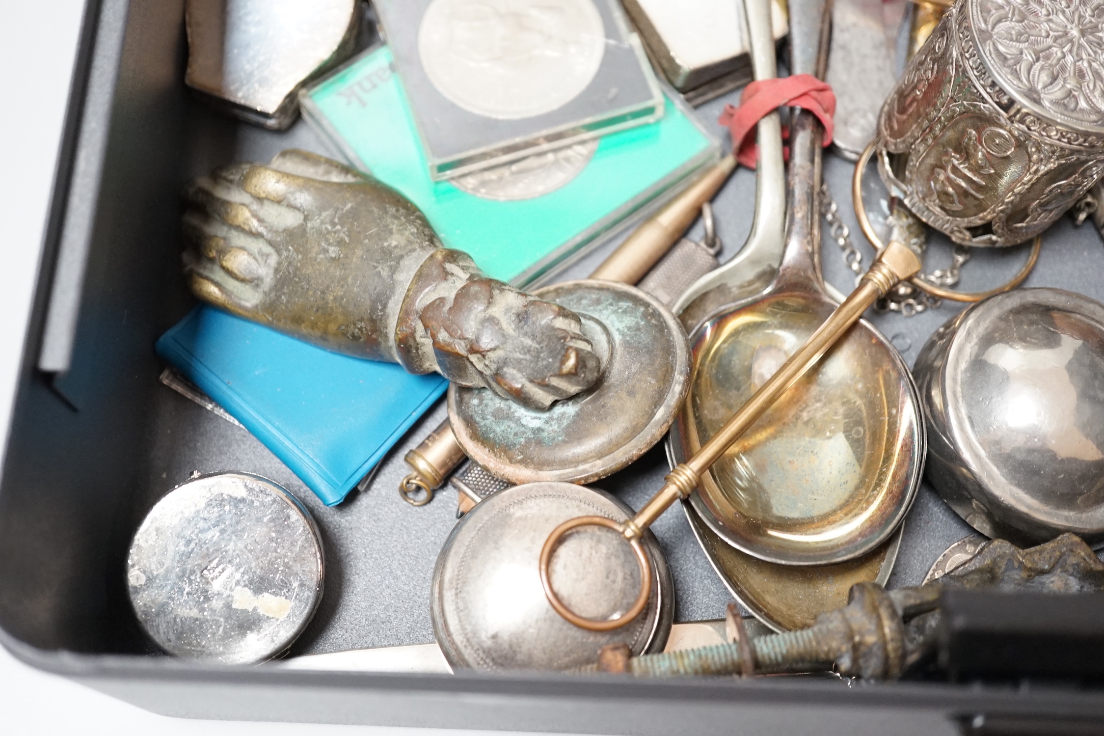 A collection of silver and white metal pill boxes, niello purse, lorgnette and assorted collectables